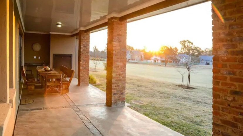 To Let 4 Bedroom Property for Rent in Vaal de Grace Golf Estate Free State